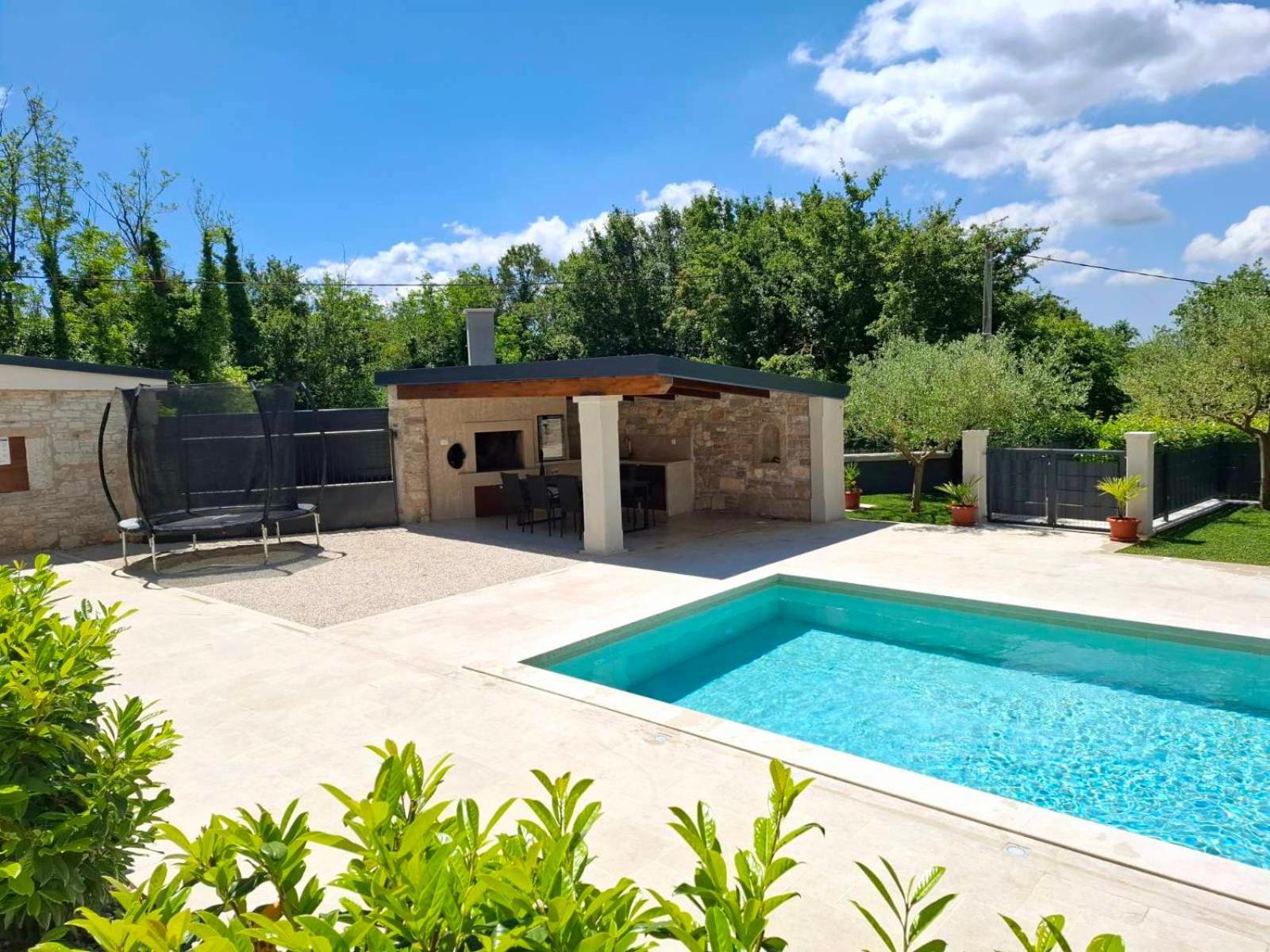 San Rocco Villa Tinjan
